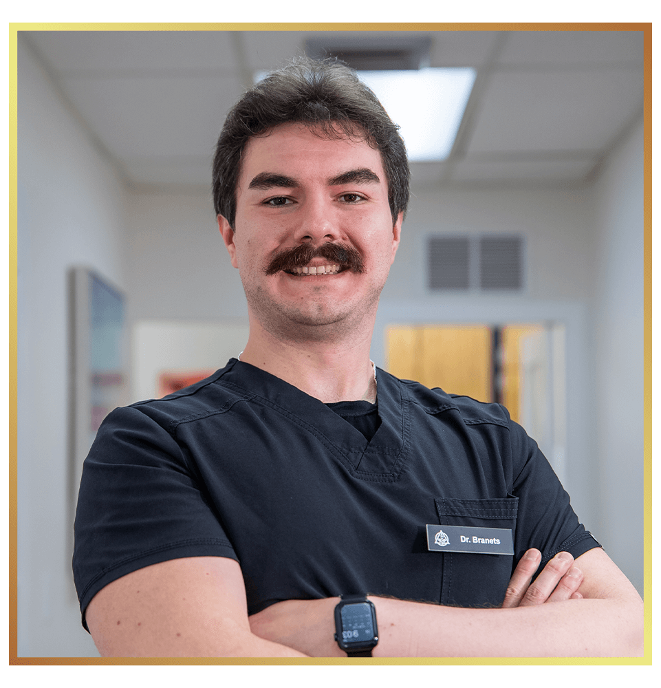 dr braenet headshot